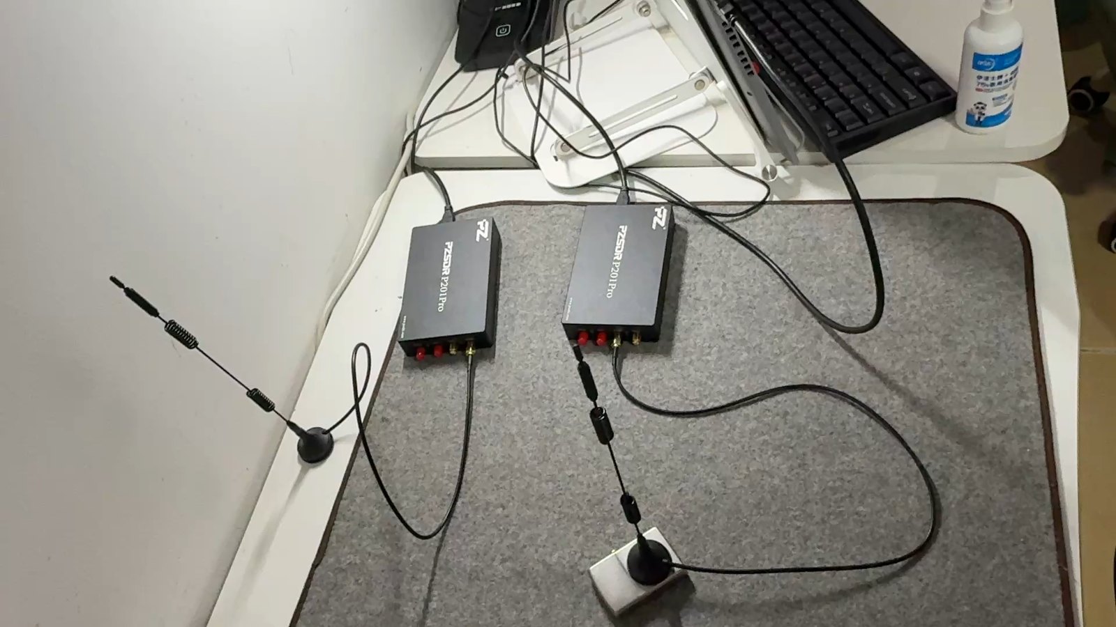两台 PC 与 P201Pro 完成端到端收发