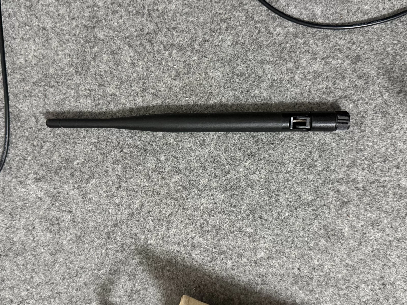 早期使用的棒状天线