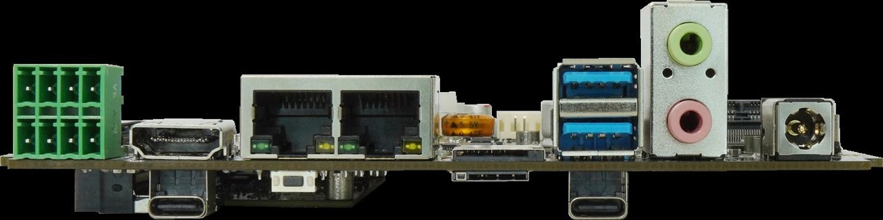 AIBOX PRO KIT 侧视接口剖面:电源、HDMI、RJ45、USB、音频
