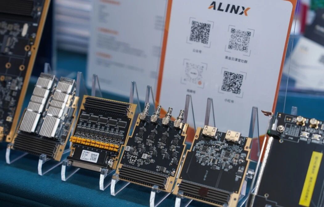 ALINX 标准化 FMC 子卡